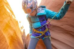 Marmot Wm's Huntley GORE-TEX® Jacket -Marmot Sales Store 36140 5990 HUNTLEY MarmotF21.DanKHaus.07861