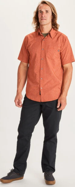 Marmot Aerobora Short Sleeve Shirt - Men's|-|Chemise à Manches Courtes Aerobora - Homme -Marmot Sales Store MAR 42100 7E 7EModel 20Picante