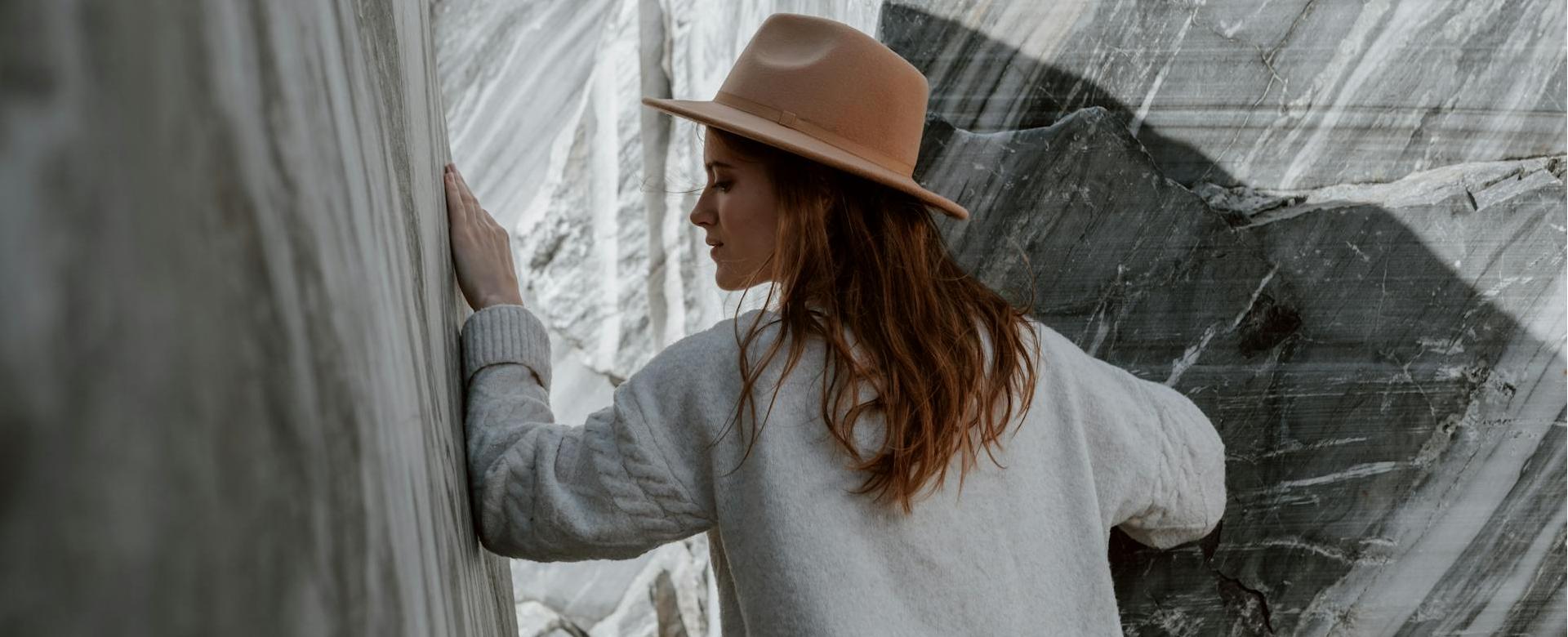 Marmot Sales Store -Marmot Sales Store pexels cottonbro 6328412